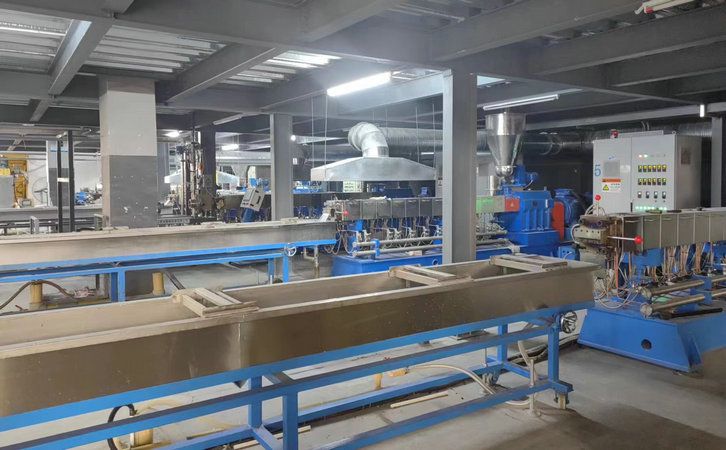 國豐橡塑為您奉上有價(jià)值的TPE材料，TPR材料資訊